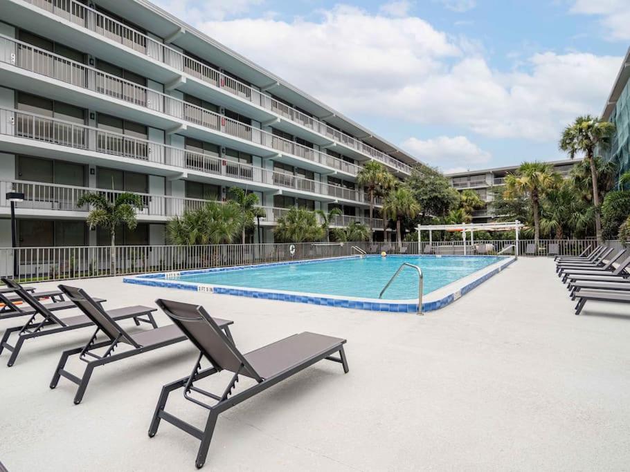 Next To 1br Retreat In Orlando With View *